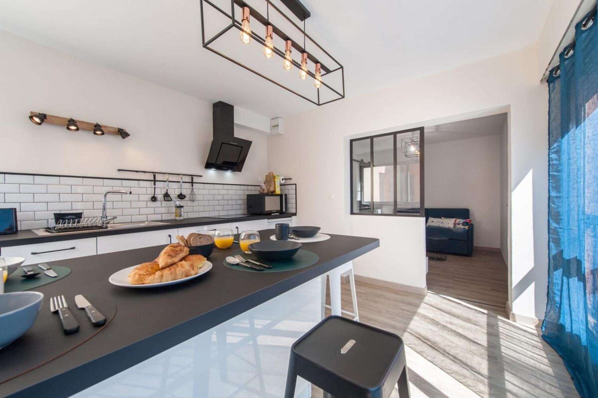 Cosy La Baie Des Anges - Plage La Ciotat - Classe 3 Etoiles Apartman Kültér fotó