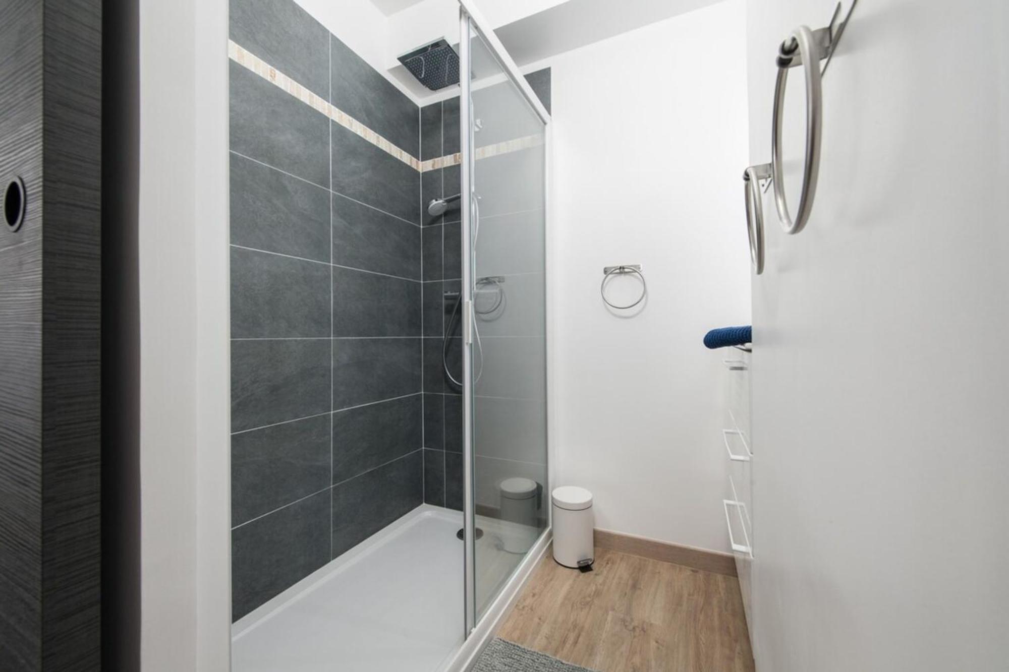 Cosy La Baie Des Anges - Plage La Ciotat - Classe 3 Etoiles Apartman Kültér fotó